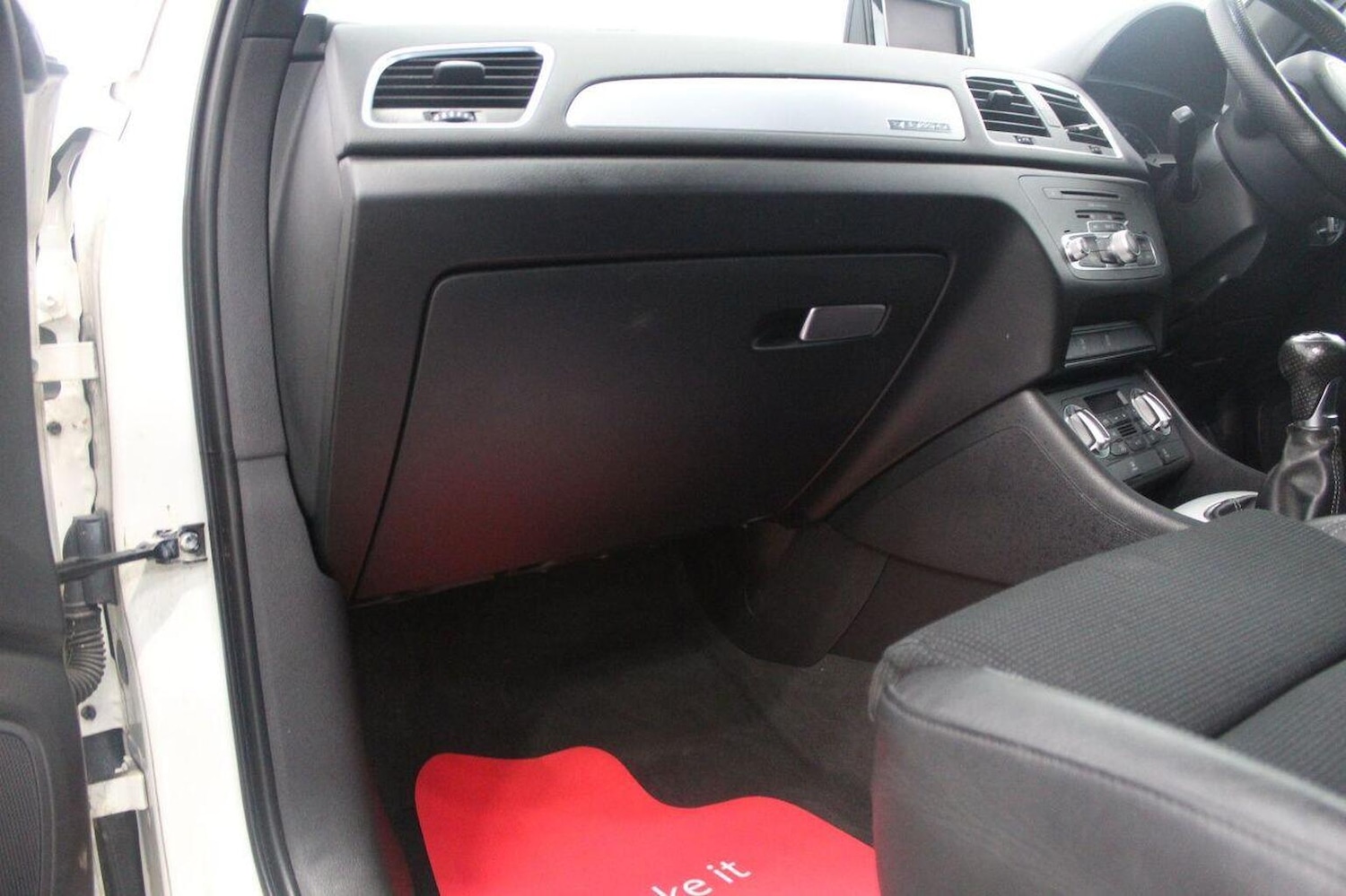 Used Audi Q3 2013 for sale - 77938003: Photo 30