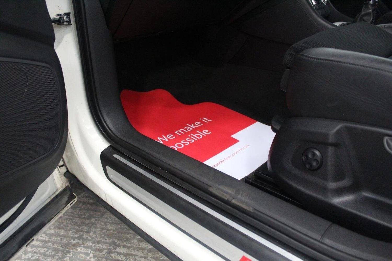 Used Audi Q3 2013 for sale - 77938003: Photo 31