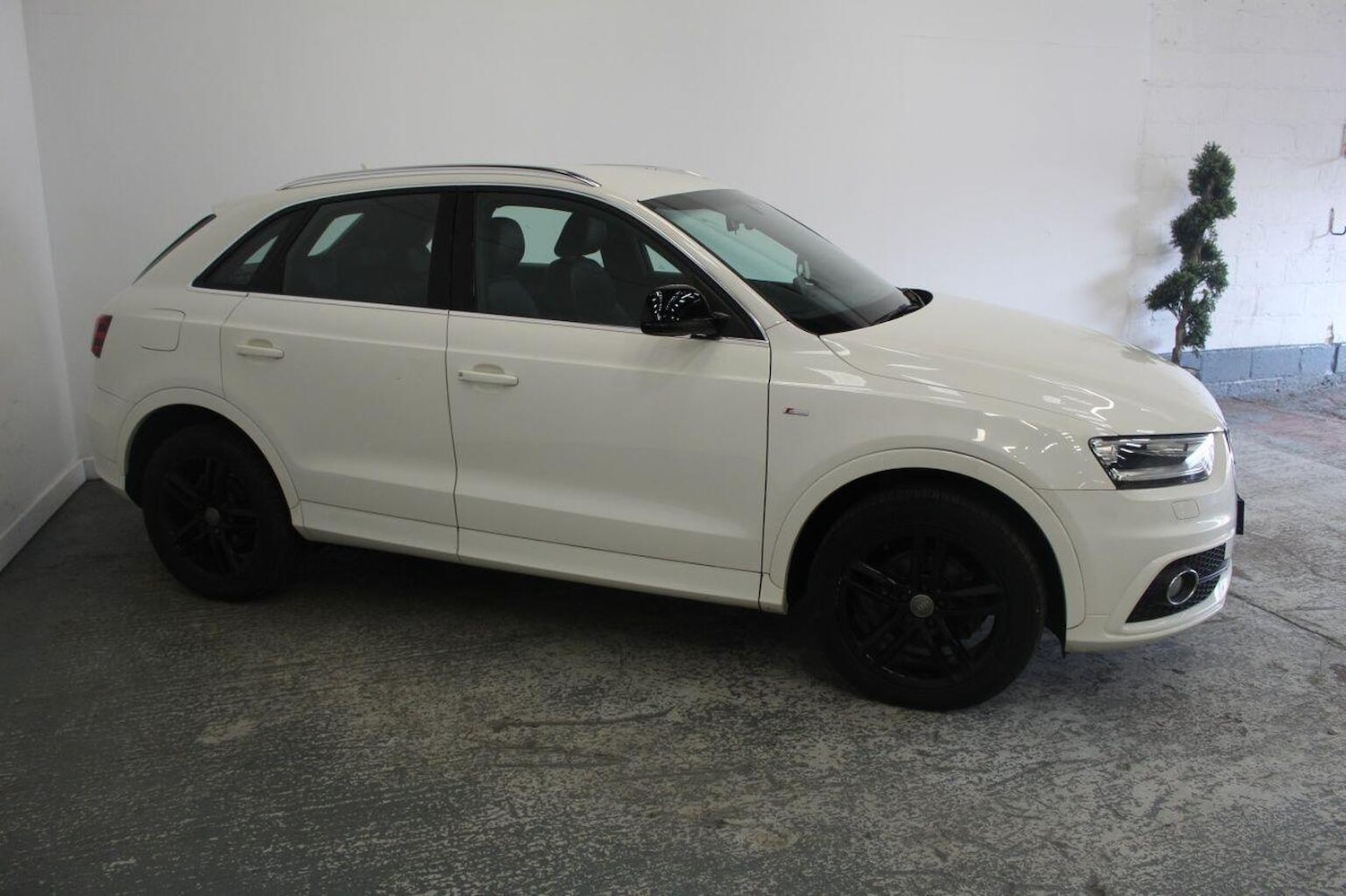 Used Audi Q3 2013 for sale - 77938003: Photo 4