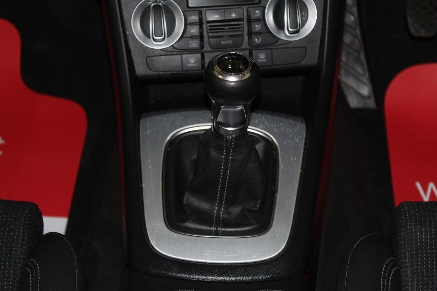 Used Audi Q3 2013 for sale - 77938003: Photo 43