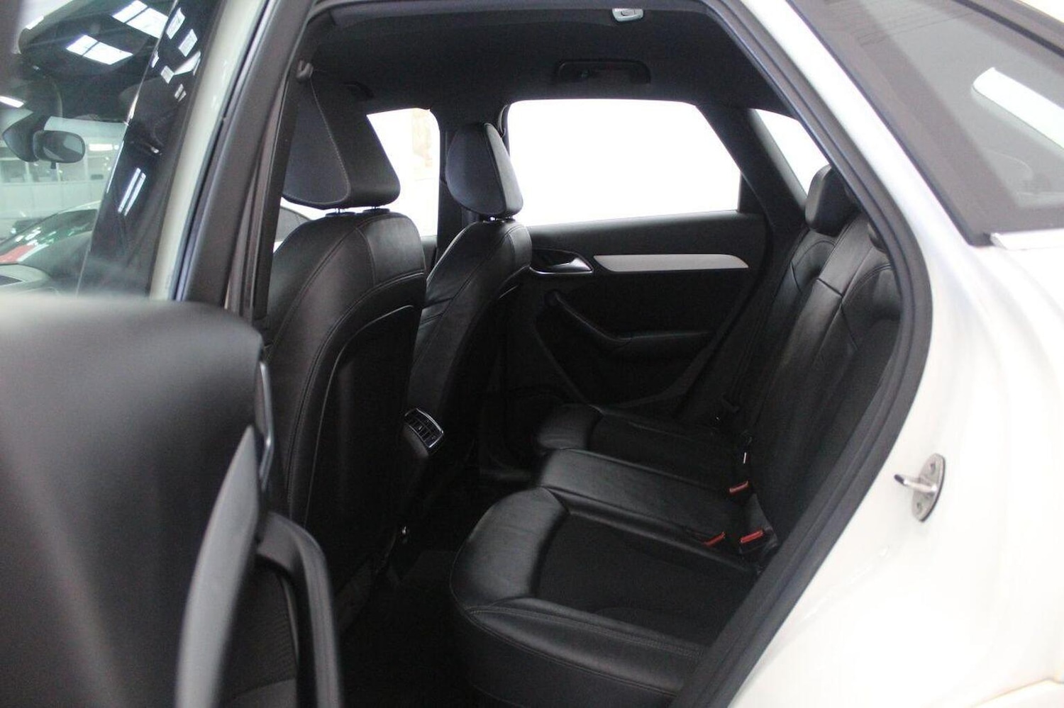 Used Audi Q3 2013 for sale - 77938003: Photo 53