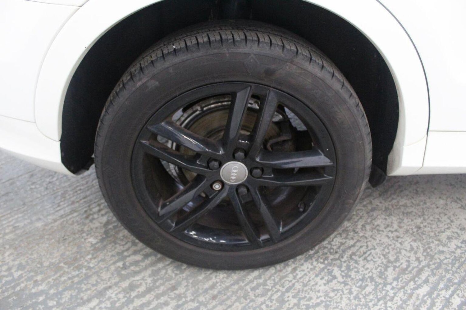 Used Audi Q3 2013 for sale - 77938003: Photo 60