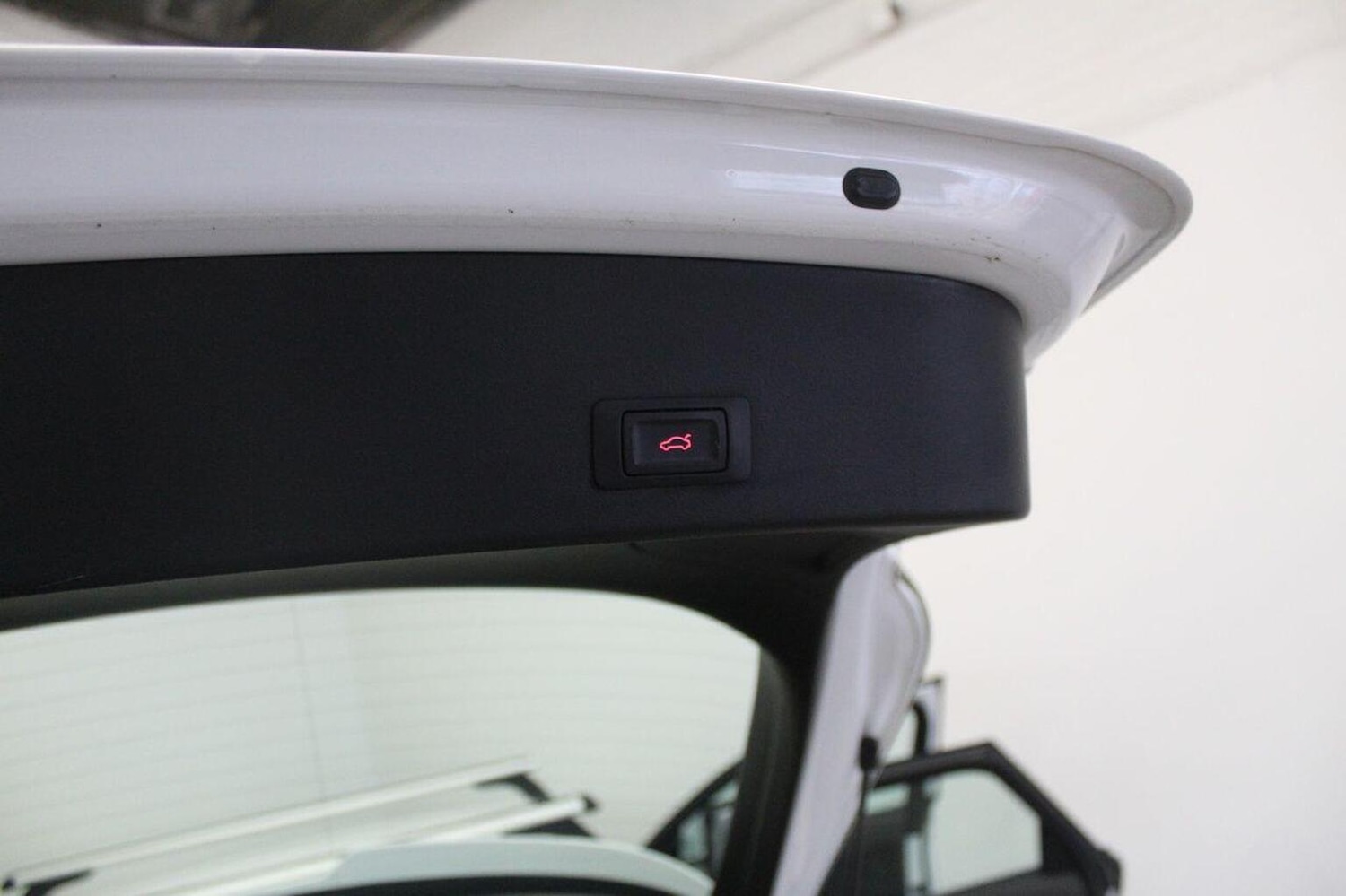 Used Audi A6 2014 for sale - 77977104: Photo 25