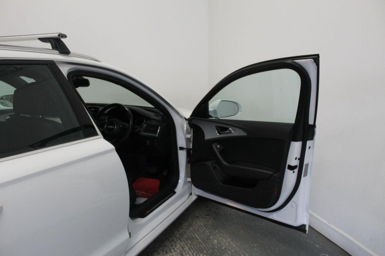 Used Audi A6 2014 for sale - 77977104: Photo 26