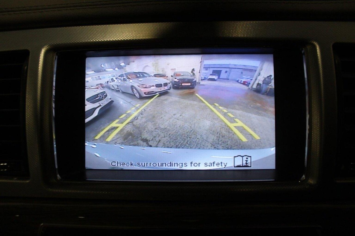 Used Jaguar XF 2013 for sale - 76521054: Photo 33