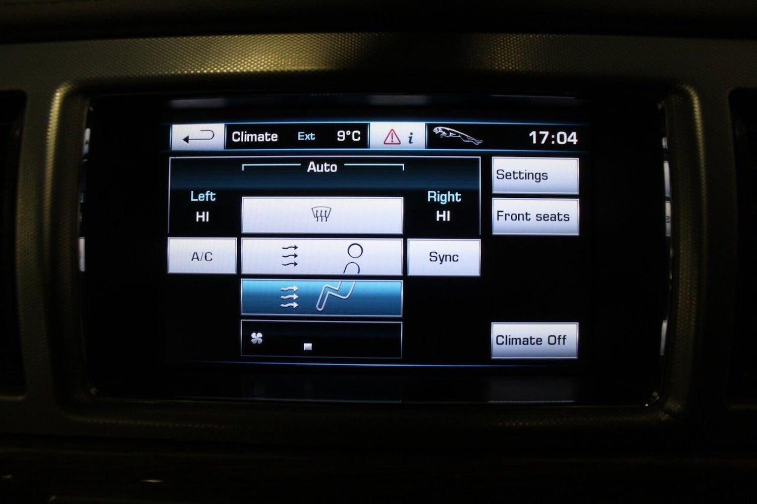 Used Jaguar XF 2013 for sale - 76521054: Photo 36