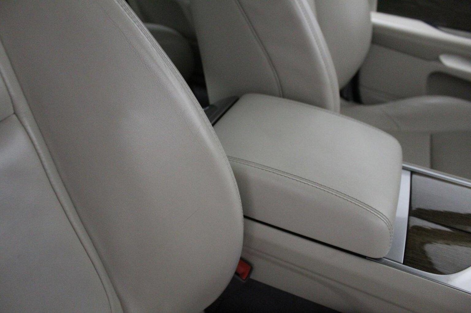 Used Jaguar XF 2013 for sale - 76521054: Photo 41