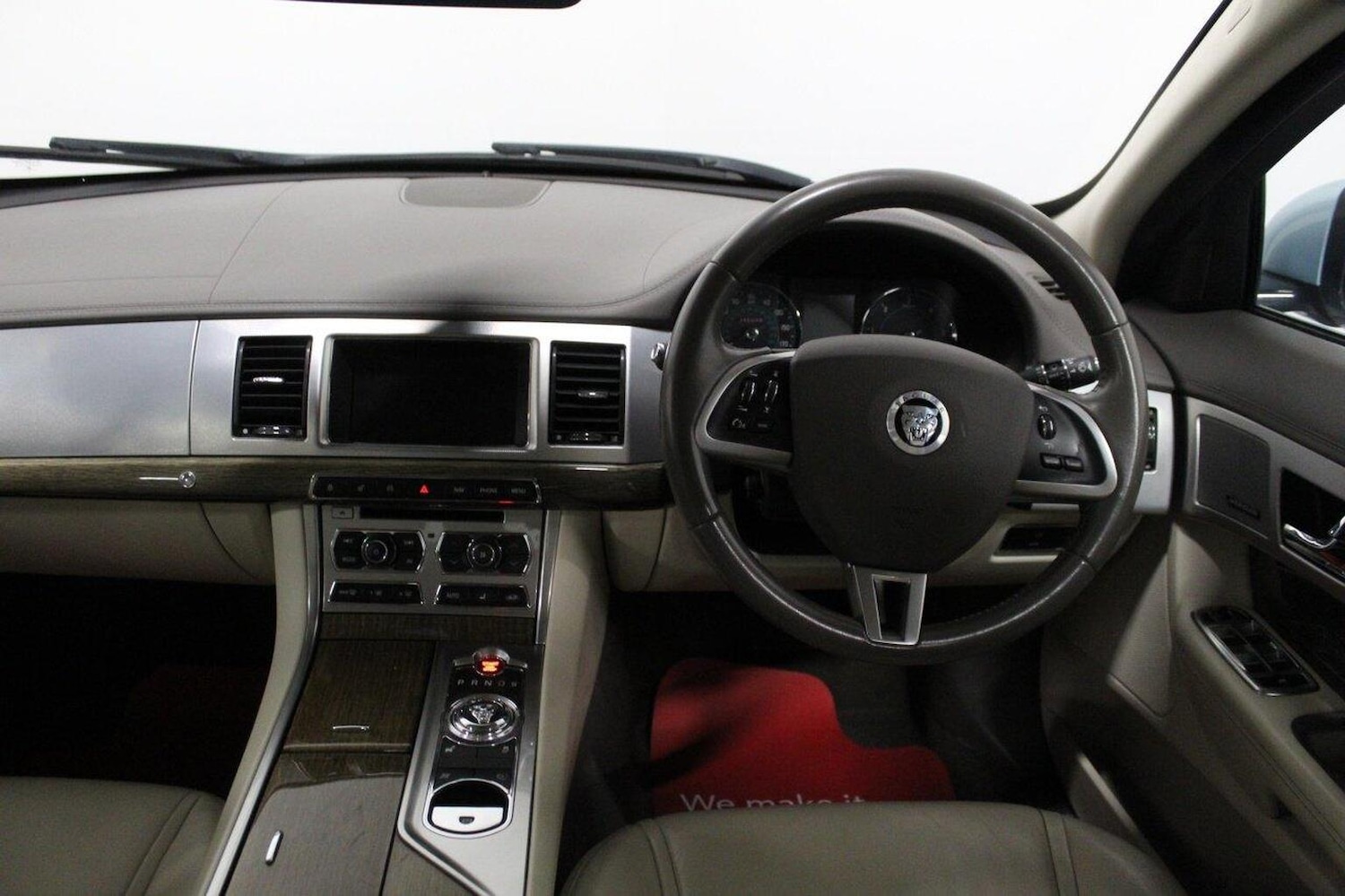 Used Jaguar XF 2013 for sale - 76521054: Photo 42