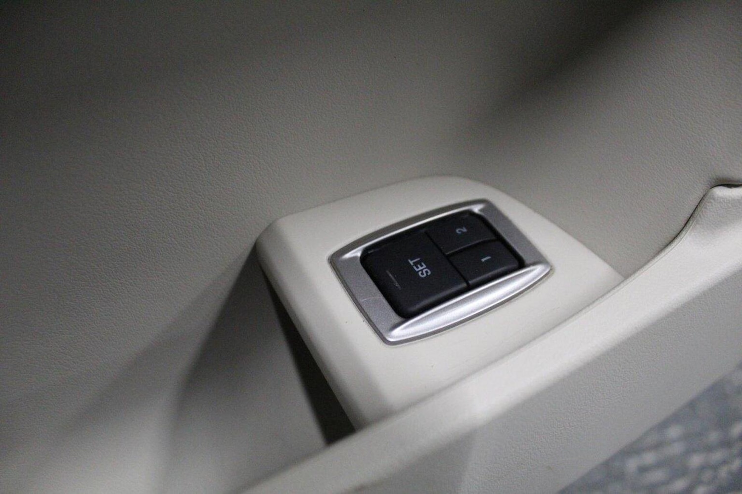 Used Jaguar XF 2013 for sale - 76521054: Photo 48