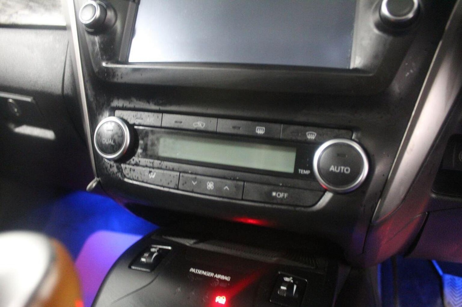 Used Toyota Avensis 2015 for sale - 77937859: Photo 42