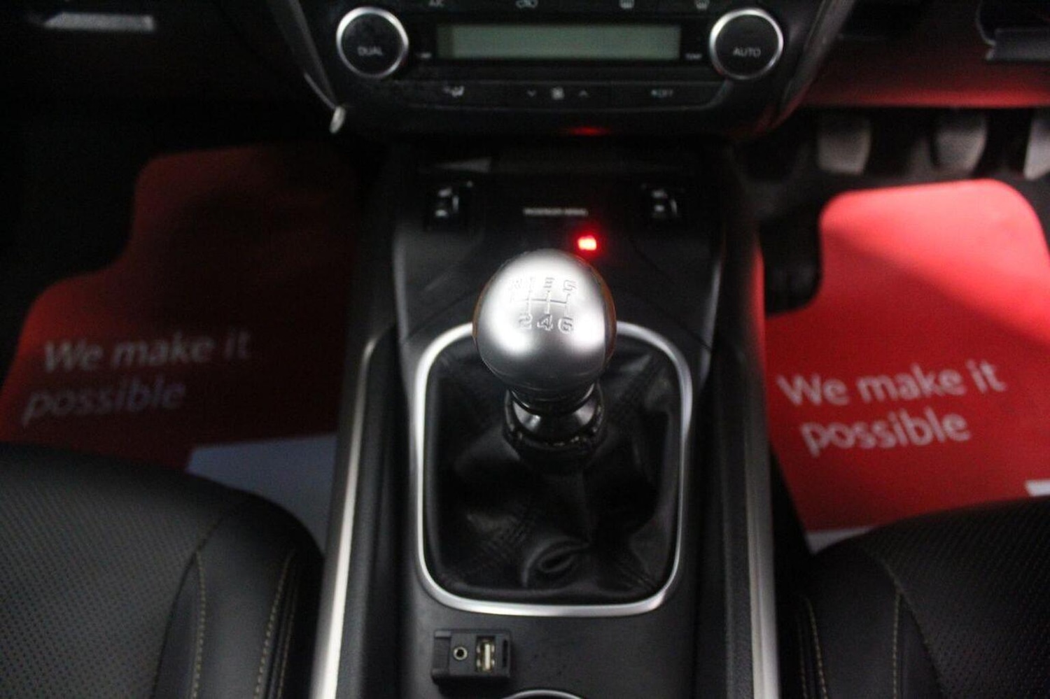 Used Toyota Avensis 2015 for sale - 77937859: Photo 43