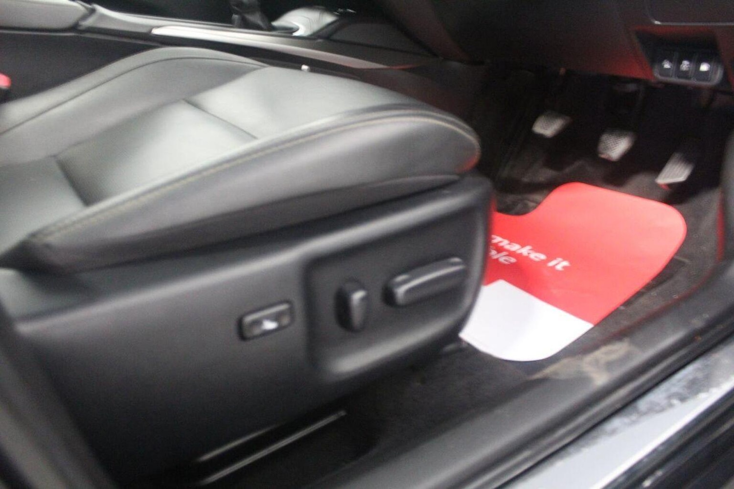 Used Toyota Avensis 2015 for sale - 77937859: Photo 51