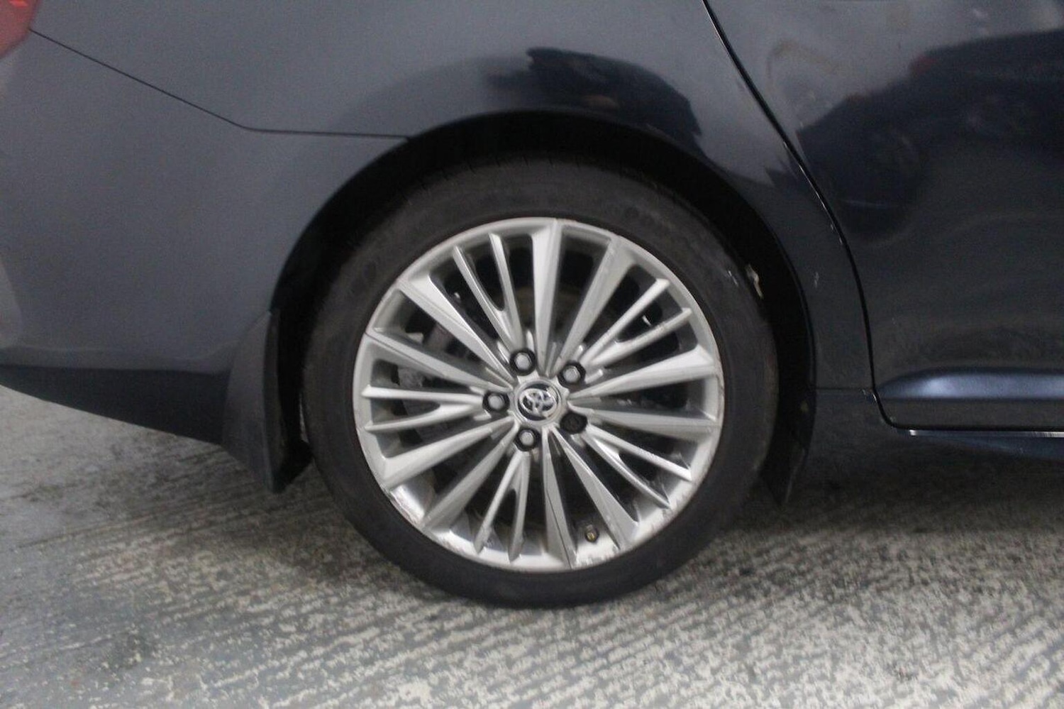 Used Toyota Avensis 2015 for sale - 77937859: Photo 57