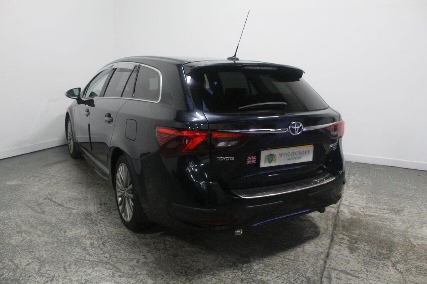 Used Toyota Avensis 2015 for sale - 77937859: Photo 7