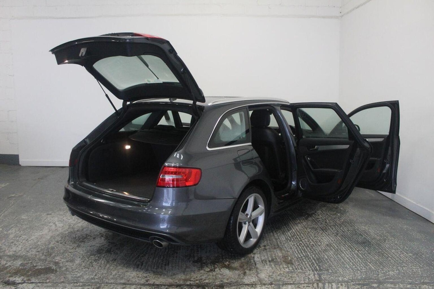 Used Audi A4 Avant 2012 for sale - 77319828: Photo 22