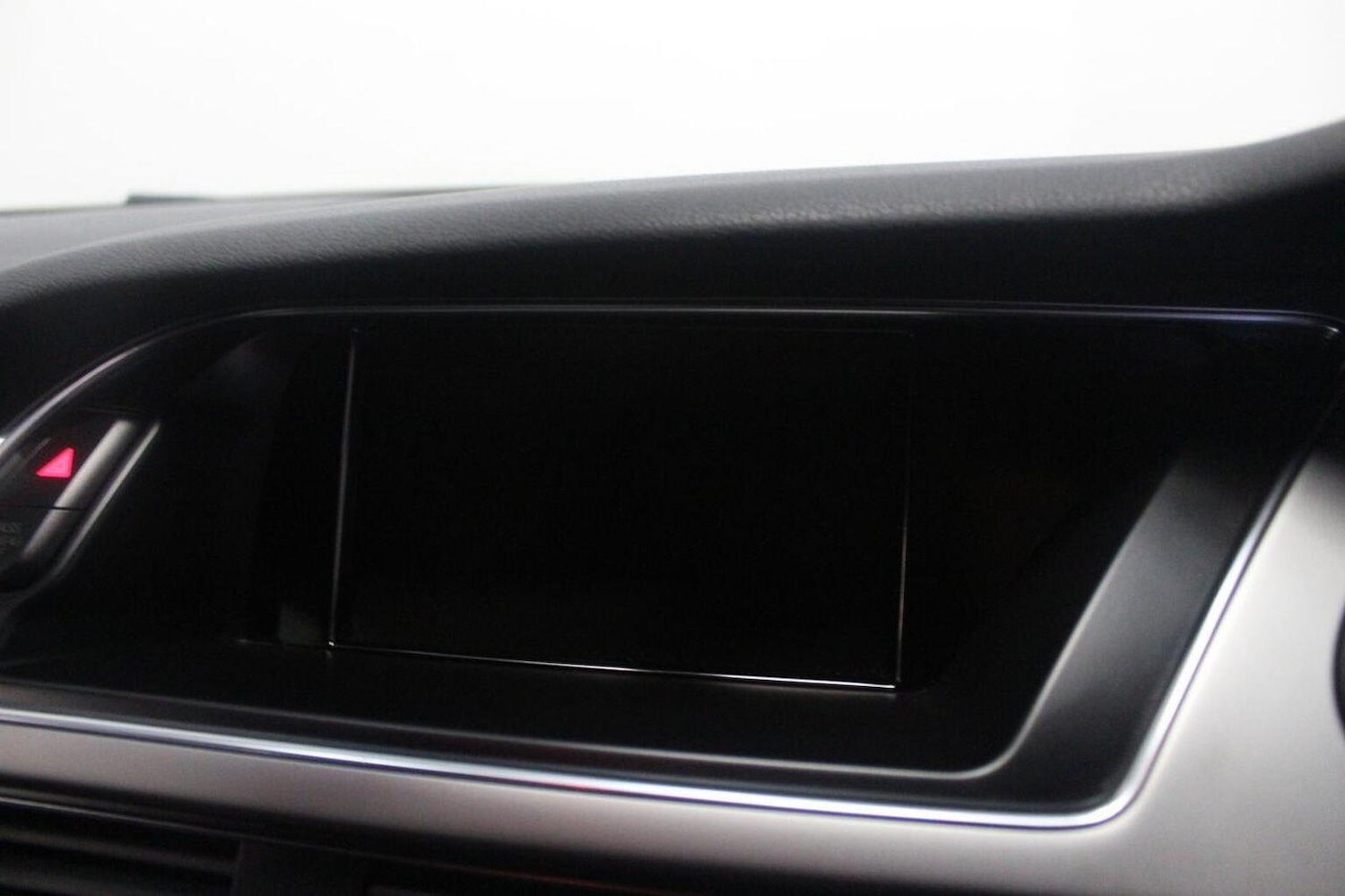 Used Audi A4 Avant 2012 for sale - 77319828: Photo 42