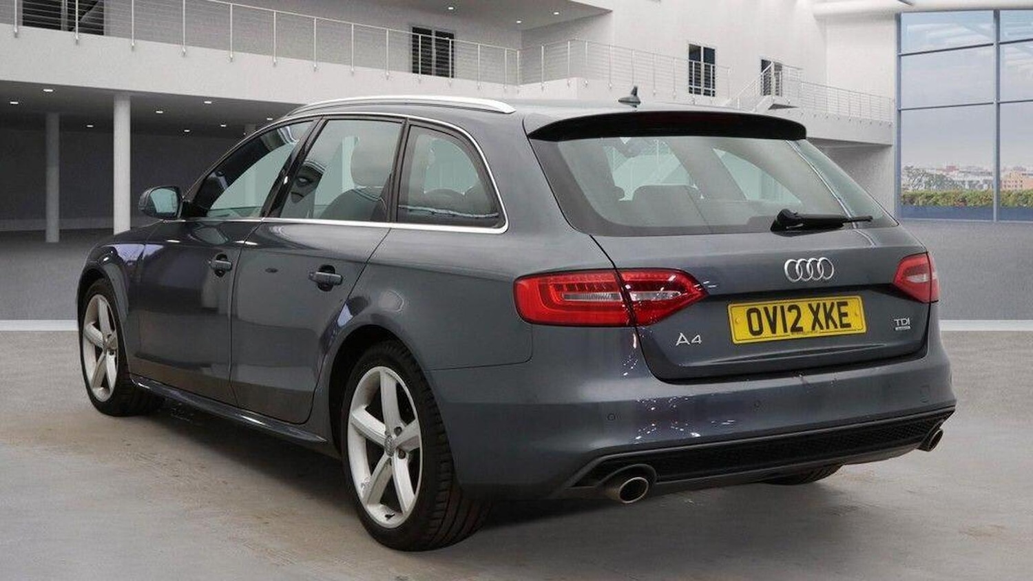 Used Audi A4 2012 for sale - 77319828: Photo 5