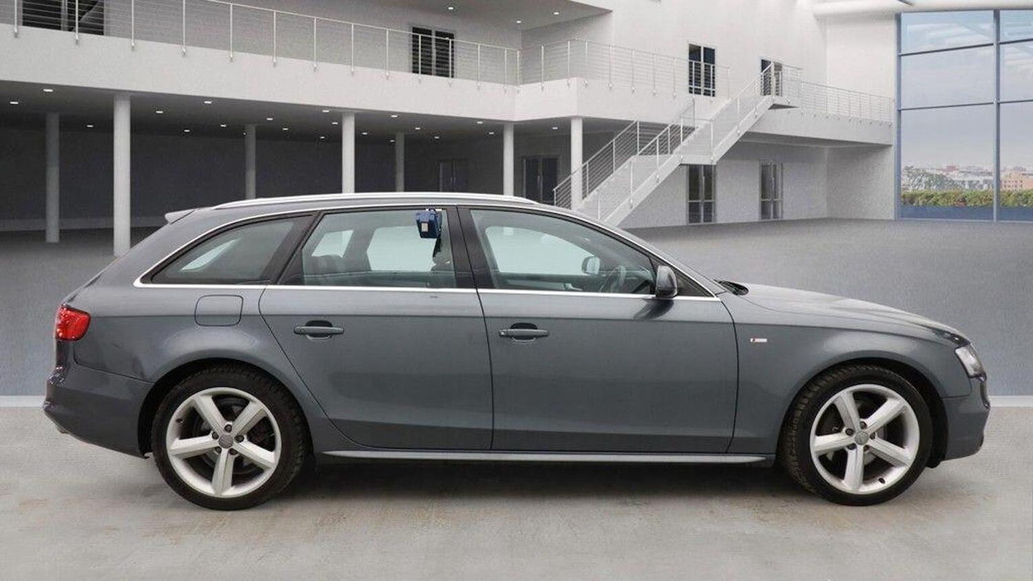 Used Audi A4 2012 for sale - 77319828: Photo 9