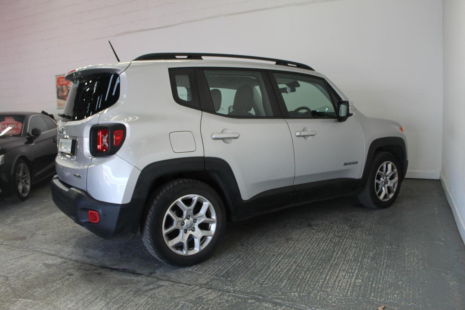 Used Jeep Renegade 2016 for sale - 77938062: Photo 10