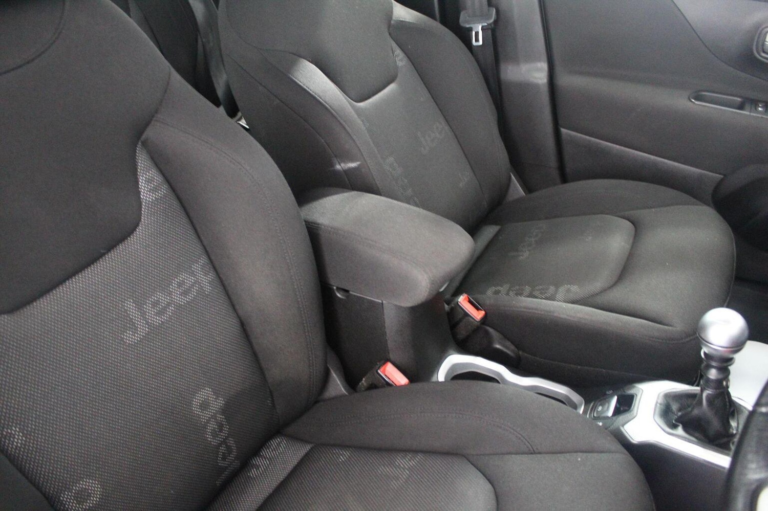 Used Jeep Renegade 2016 for sale - 77938062: Photo 42