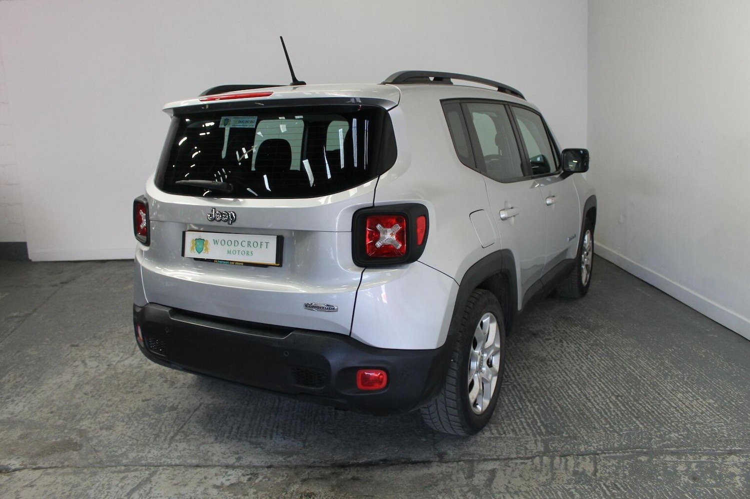 Used Jeep Renegade 2016 for sale - 77938062: Photo 8