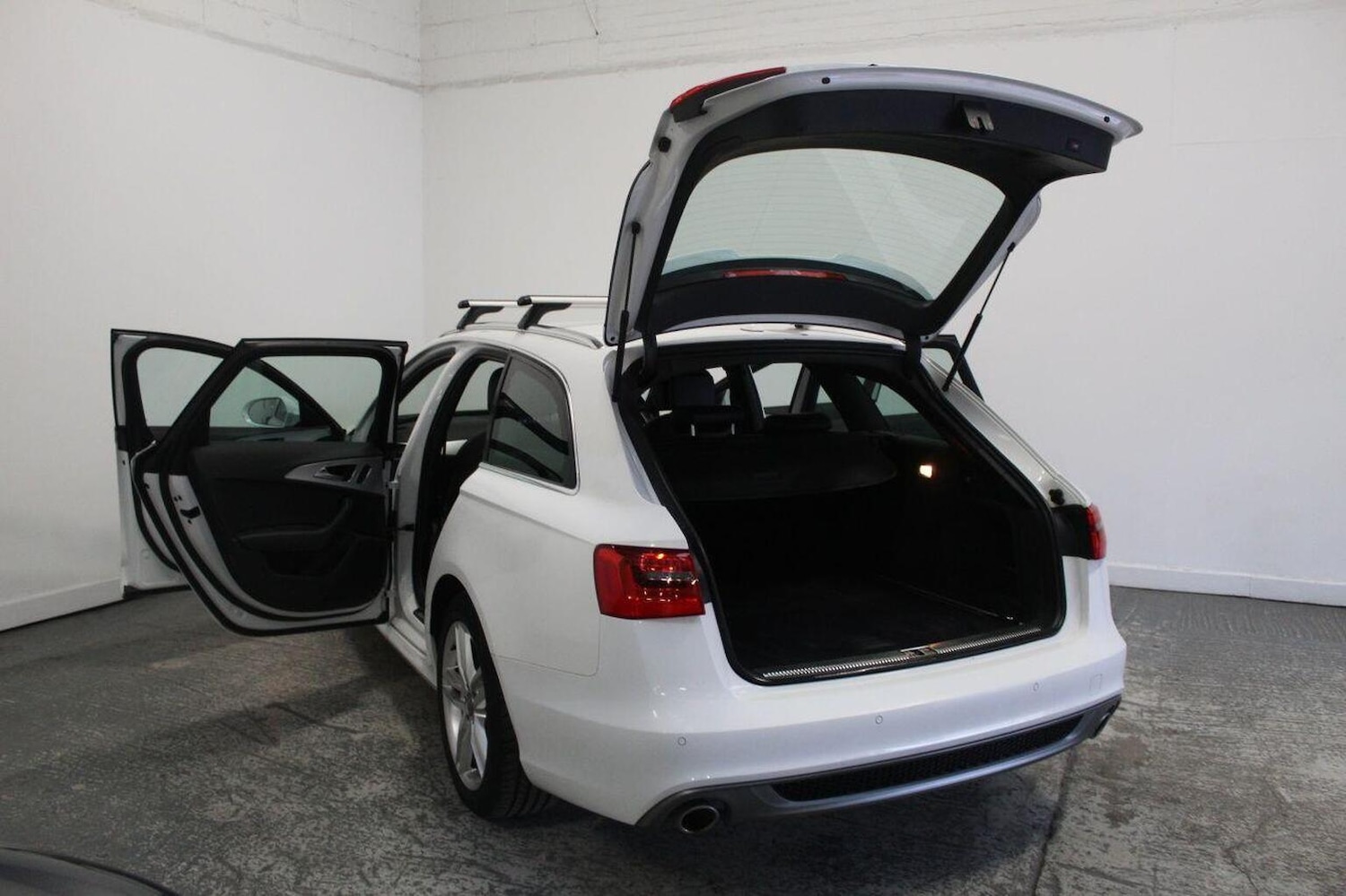 Used Audi A6 Avant 2014 for sale - 76246166: Photo 21