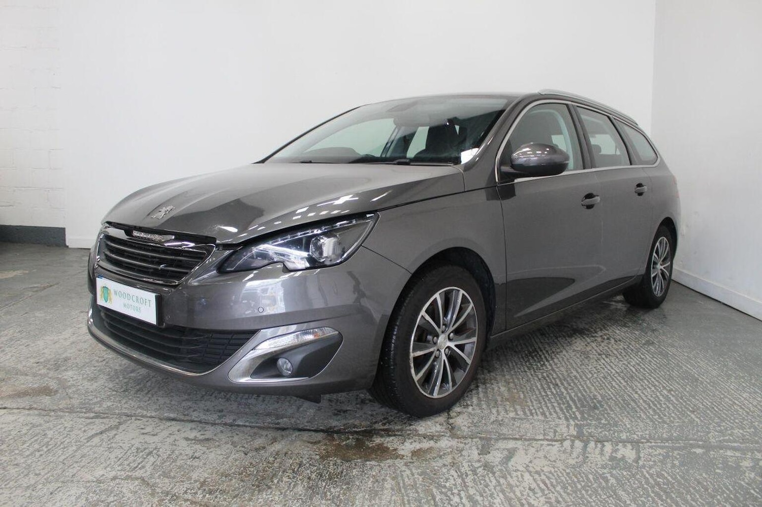 Used Peugeot 308 SW 2017 for sale - 76455416: Photo 2