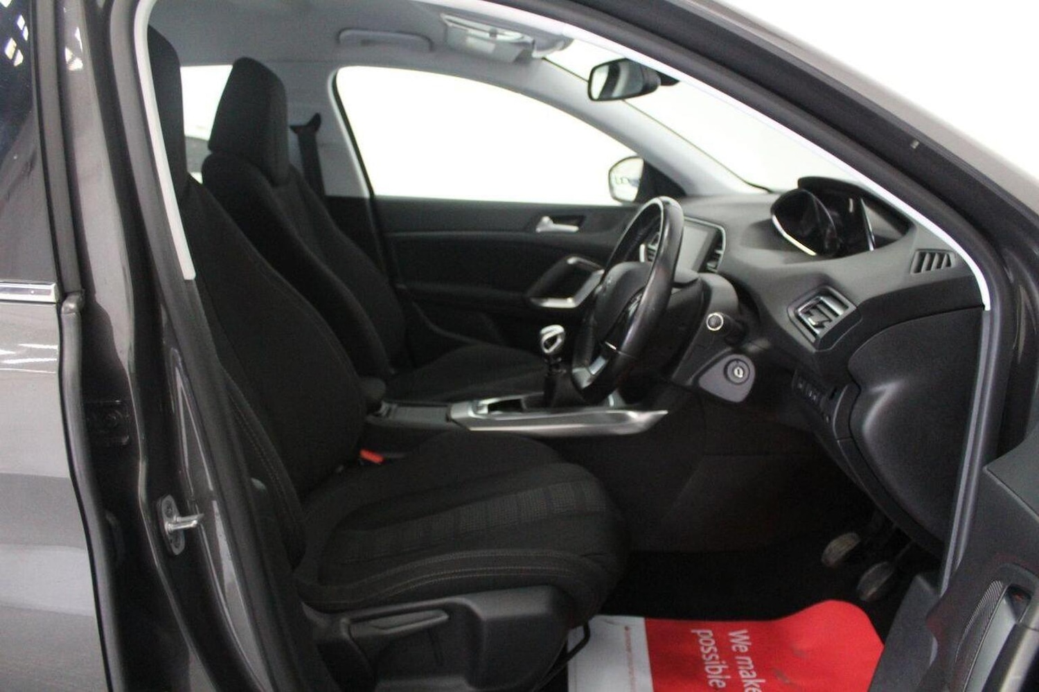 Used Peugeot 308 SW 2017 for sale - 76455416: Photo 30