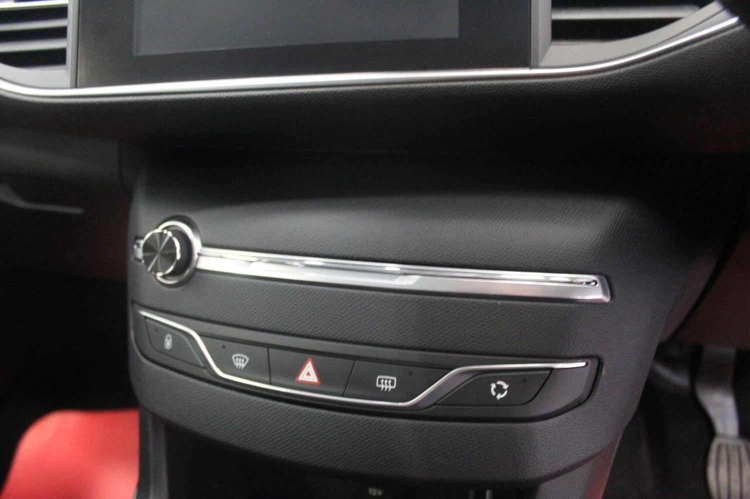 Used Peugeot 308 SW 2017 for sale - 76455416: Photo 41