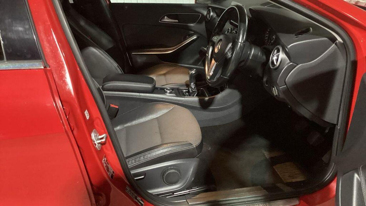 Used Mercedes-Benz A-Class 2014 for sale - 77089846: Photo 14