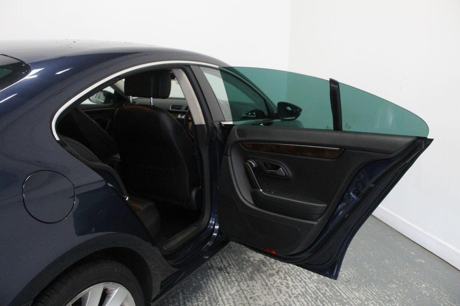 Used Volkswagen CC 2014 for sale - 76444428: Photo 24