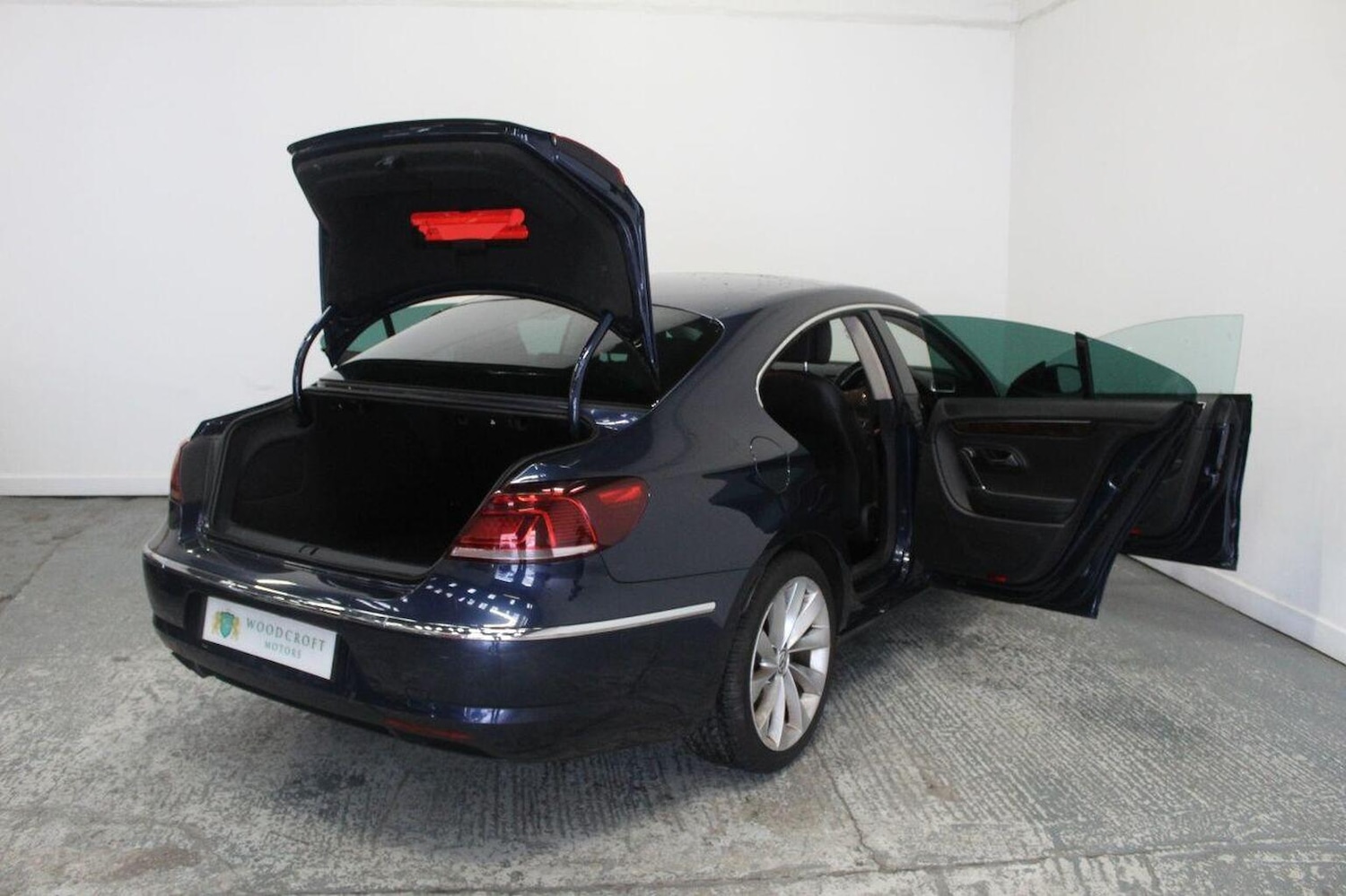 Used Volkswagen CC 2014 for sale - 76444428: Photo 28