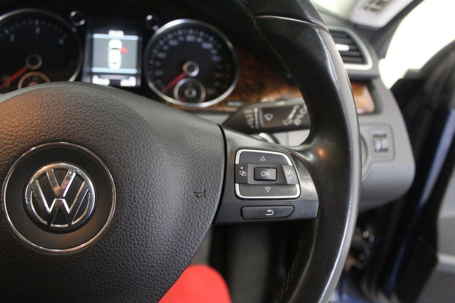 Used Volkswagen CC 2014 for sale - 76444428: Photo 49