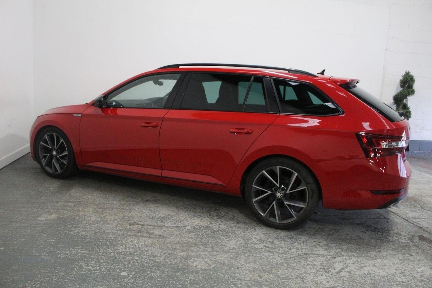 Used Skoda Superb 2016 for sale - 77937960: Photo 10