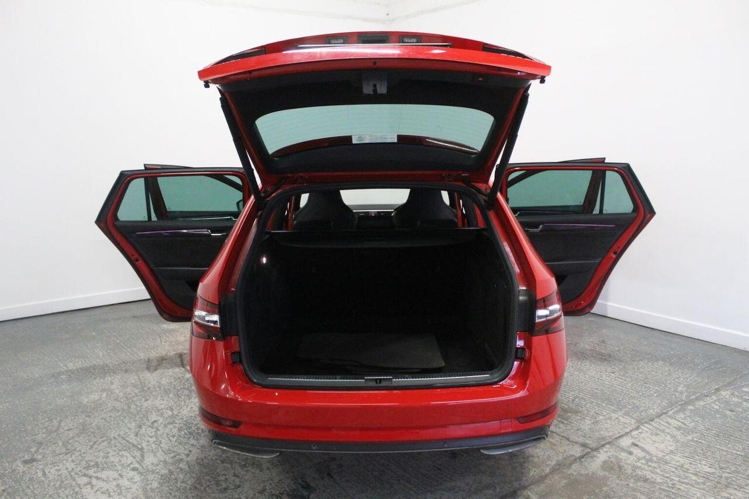 Used Skoda Superb 2016 for sale - 77937960: Photo 23