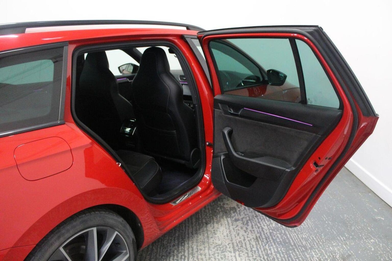 Used Skoda Superb 2016 for sale - 77937960: Photo 27