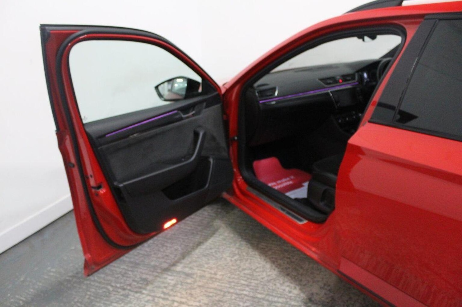 Used Skoda Superb 2016 for sale - 77937960: Photo 29