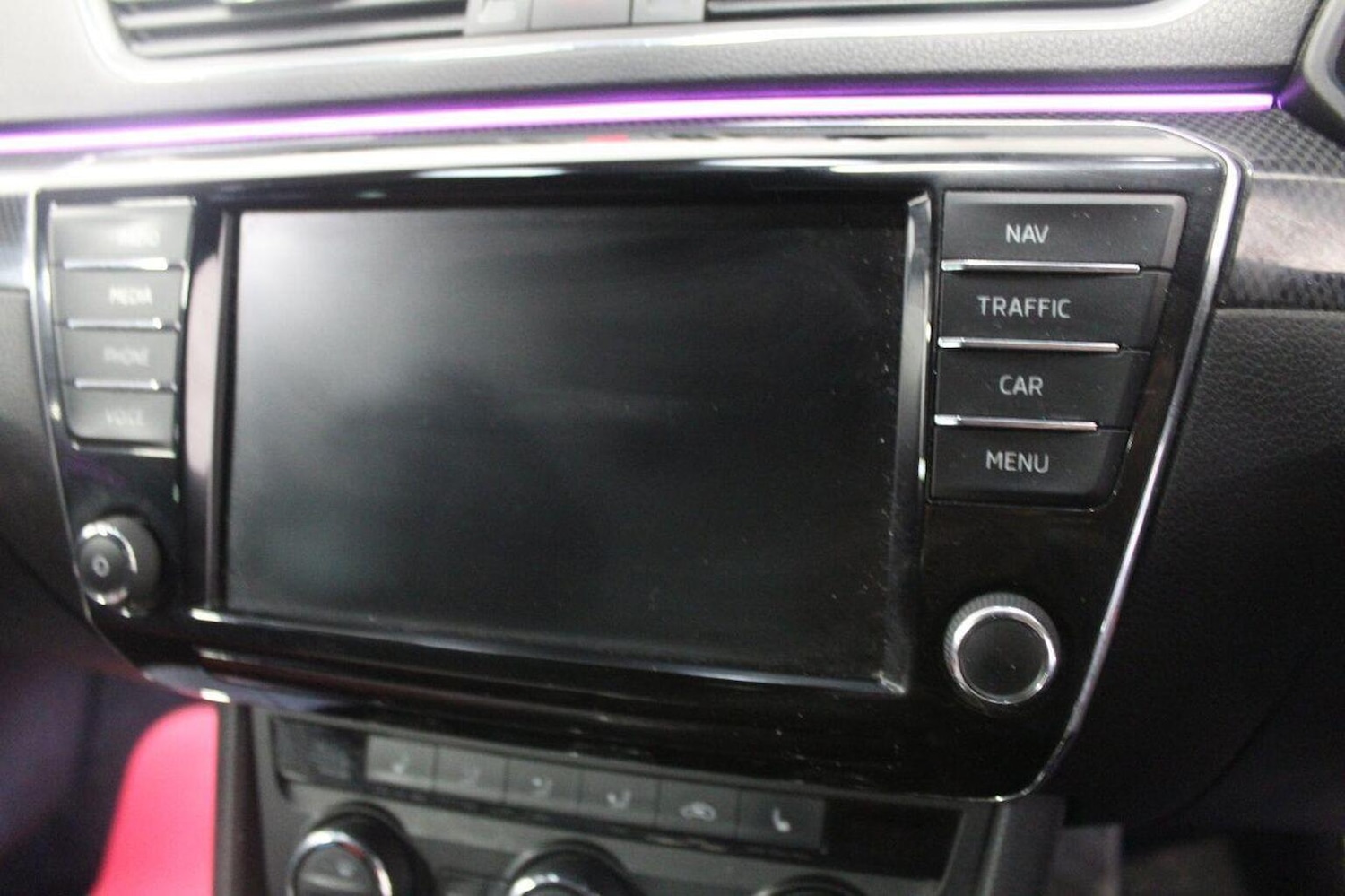 Used Skoda Superb 2016 for sale - 77937960: Photo 40