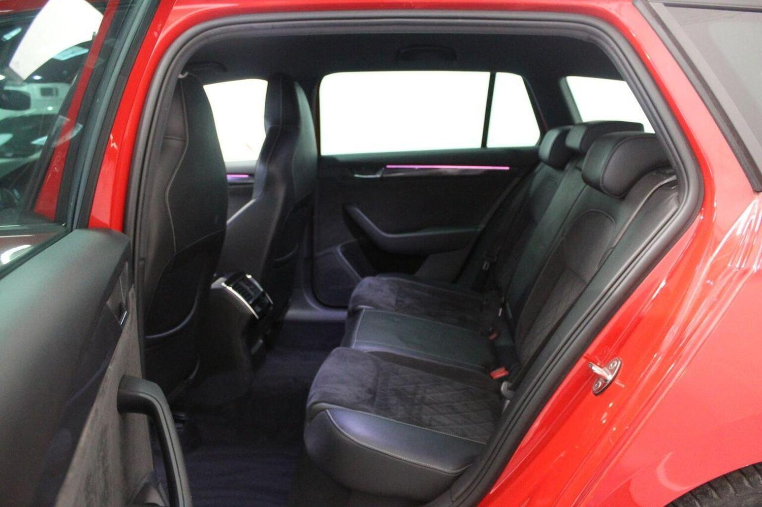 Used Skoda Superb 2016 for sale - 77937960: Photo 53