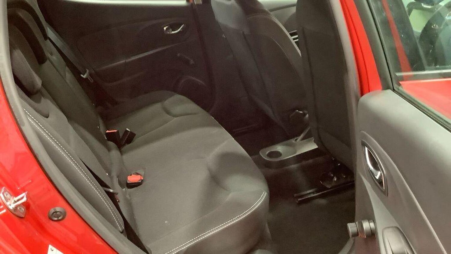 Used Renault Clio 2015 for sale - 77709082: Photo 13