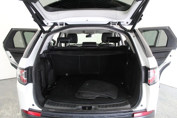 Used Land Rover Discovery Sport 2016 for sale - 76347153: Photo 24