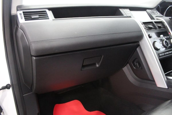 Used Land Rover Discovery Sport 2016 for sale - 76347153: Photo 32