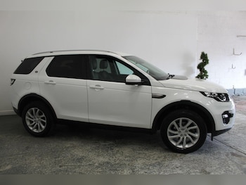 Used Land Rover Discovery Sport 2016 for sale - 76347153: Photo 4