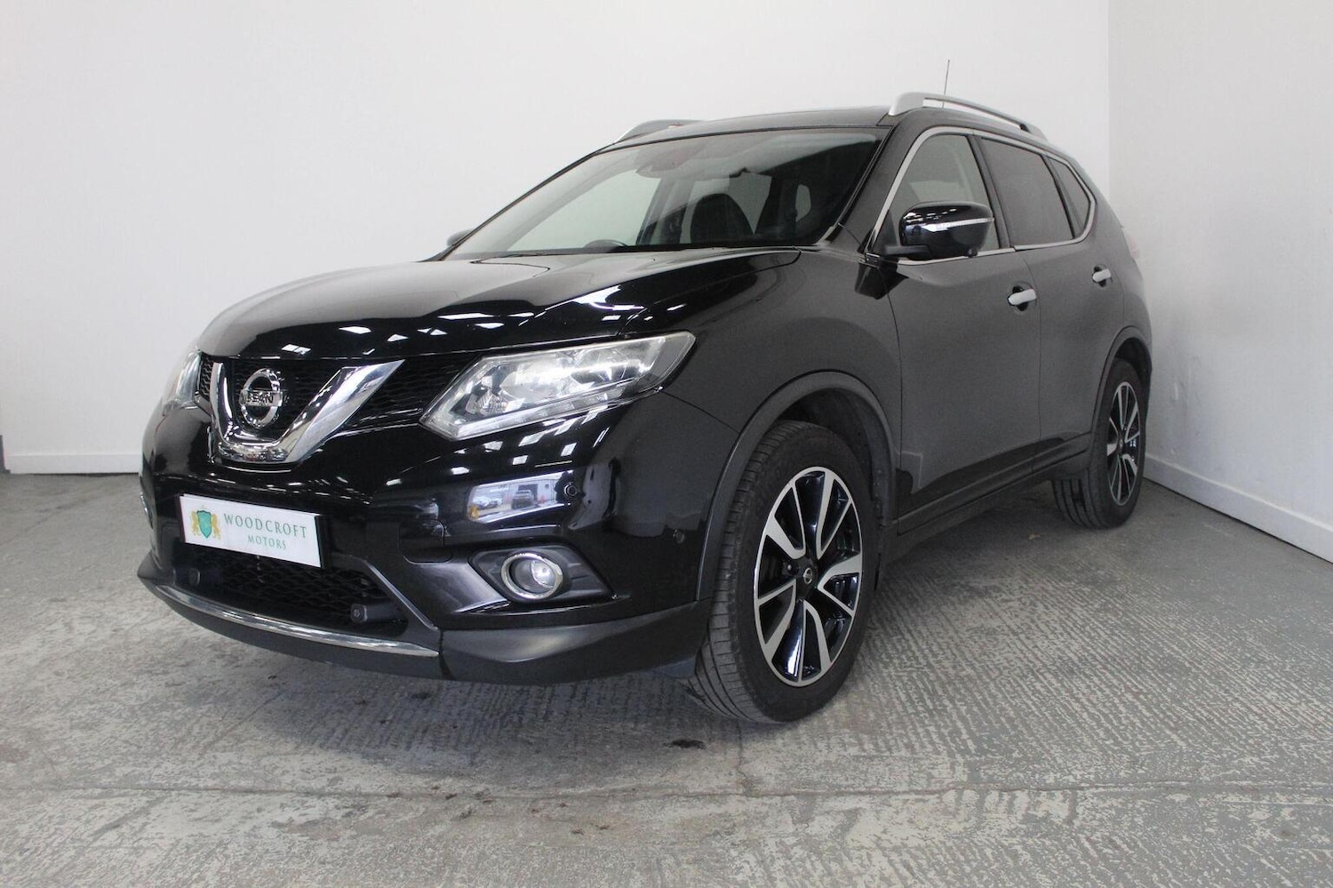 Used Nissan X-Trail 2017 for sale - 78112051: Photo 2