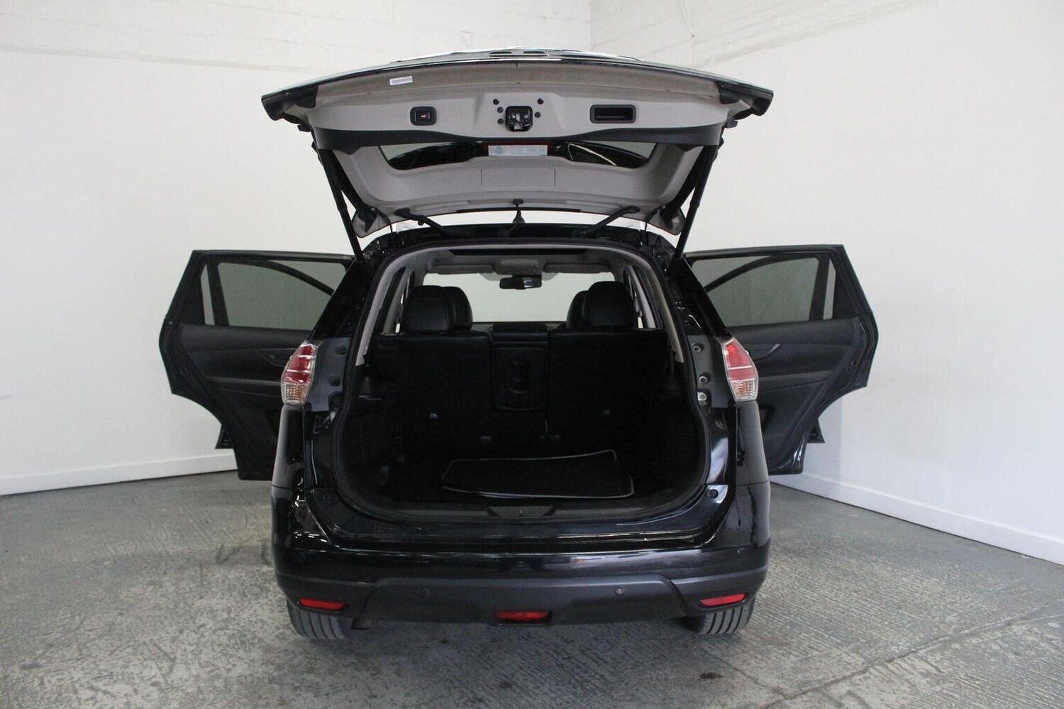 Used Nissan X-Trail 2017 for sale - 78112051: Photo 24