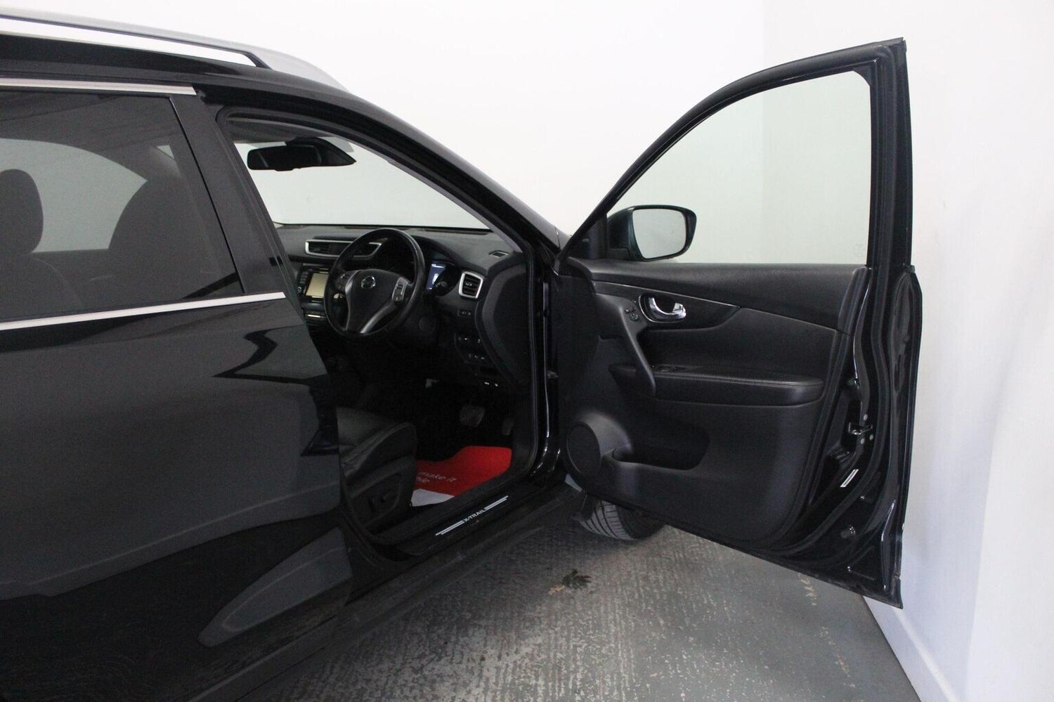 Used Nissan X-Trail 2017 for sale - 78112051: Photo 27