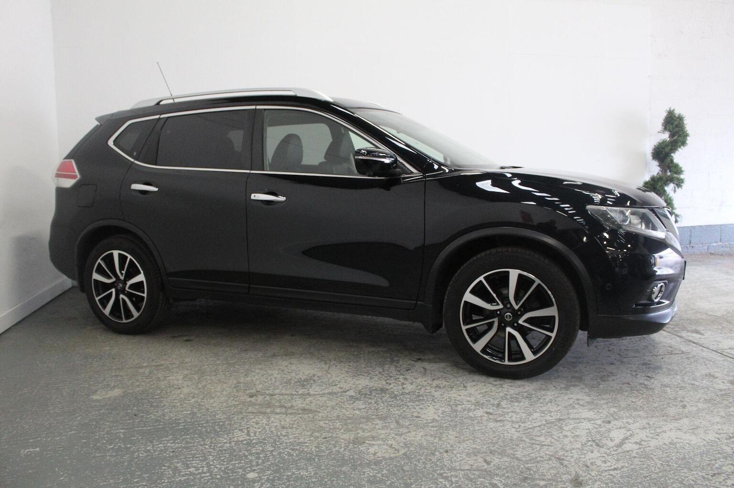 Used Nissan X-Trail 2017 for sale - 78112051: Photo 4