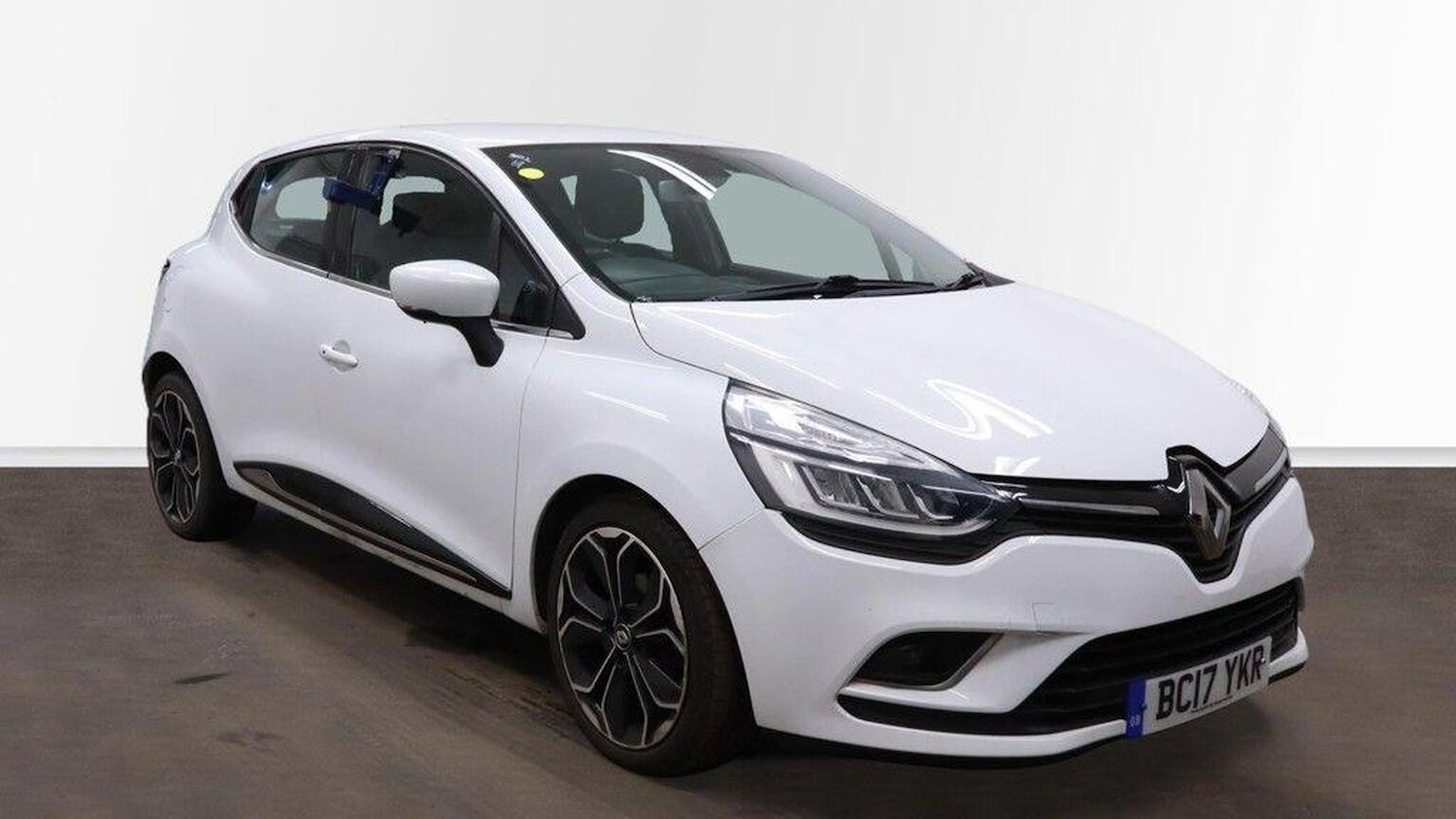 Used Renault Clio 2017 for sale - 77135889: Photo 1