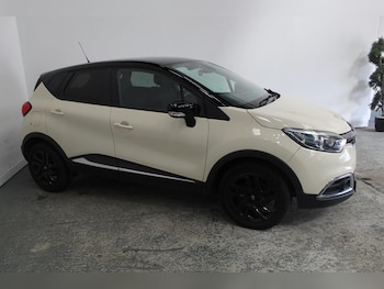 Used Renault Captur 2015 for sale - 79558343: Photo