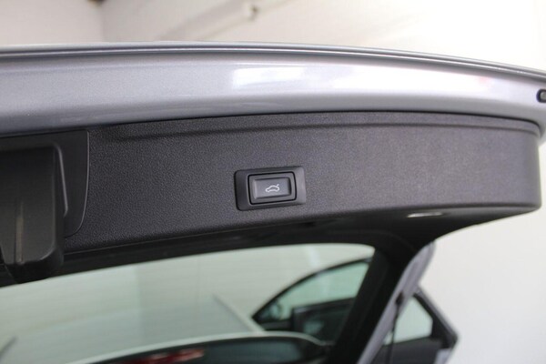 Used Audi A4 Avant 2017 for sale - 76011360: Photo 25